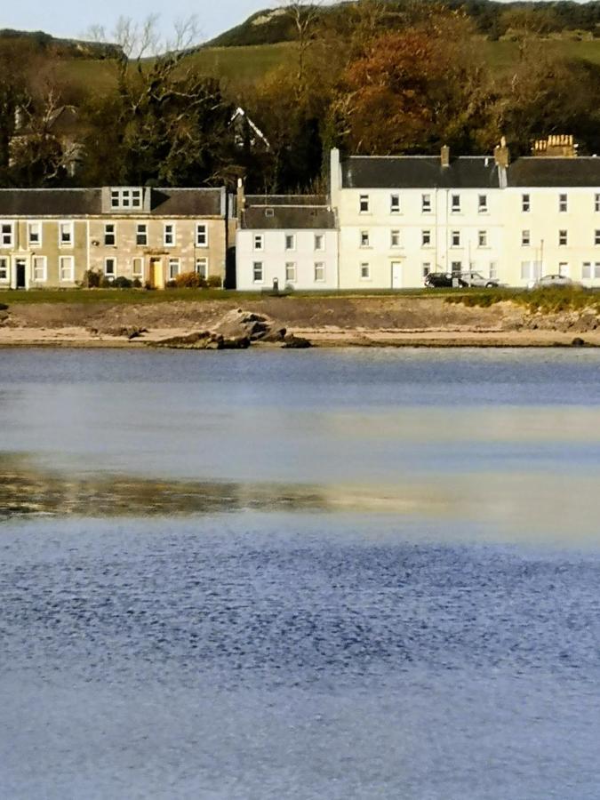 Apartmán Beside The Bay Millport Exteriér fotografie